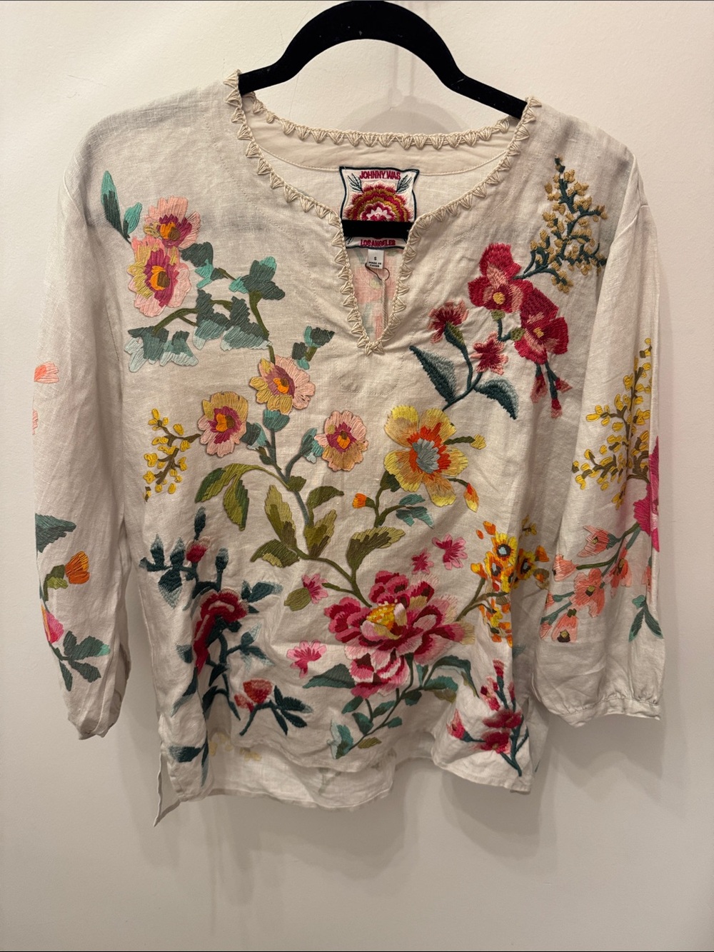 Johnny Was Cream Floral Embroidered Tunic Top